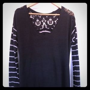 Beautiful Long sleeve long sweater.